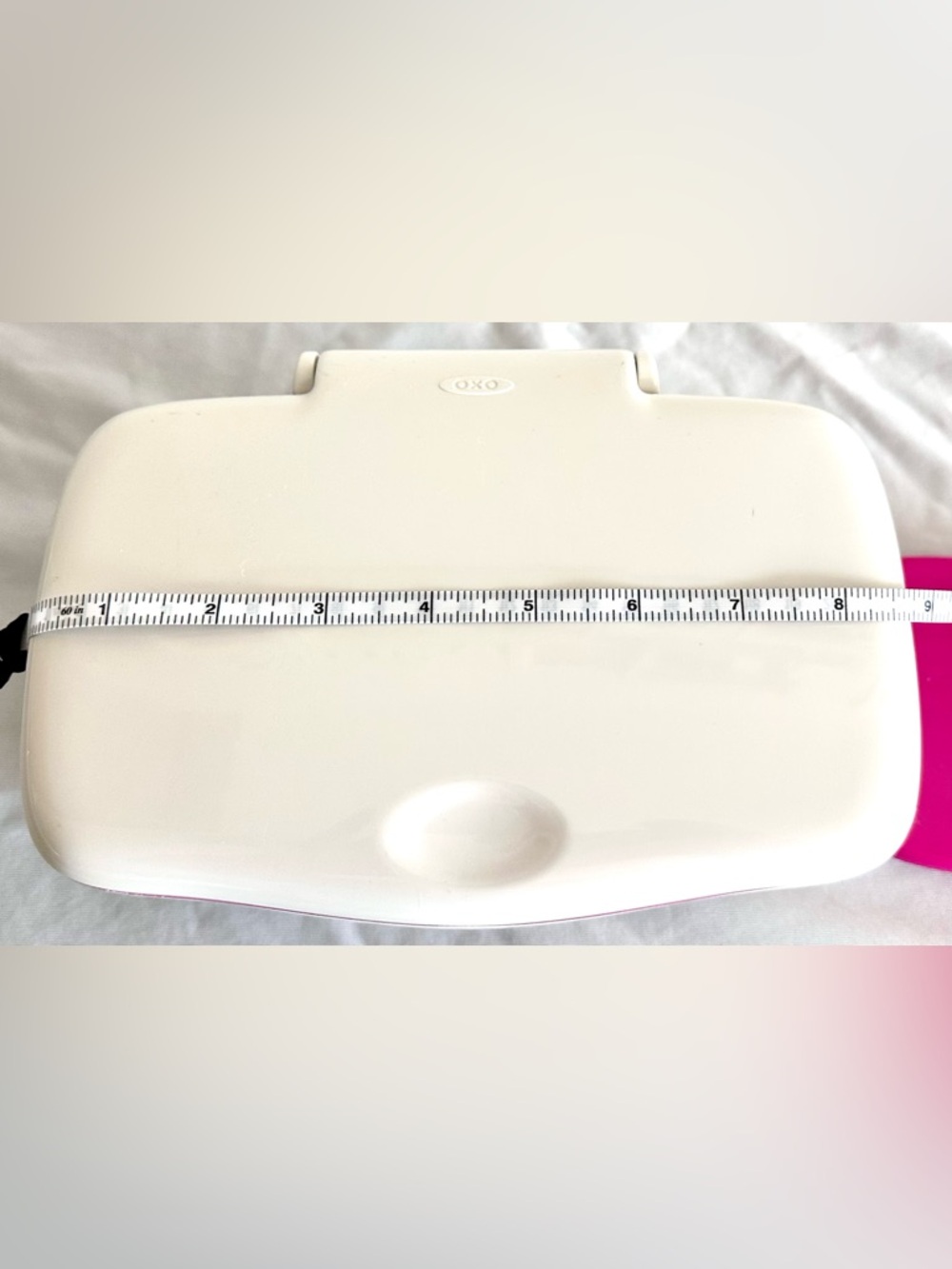OXO Tot Perfect Pull Baby Wipe Dispenser – Weighted, One-Hand Use, White & Pink - Picture 7 of 8